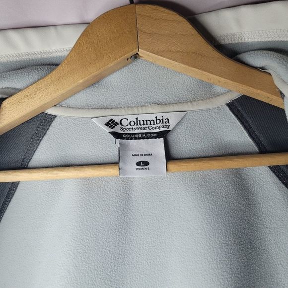 Women's Off White Omni Shield Columbia Jacket Size L - Picture 8 of 8